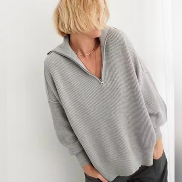 aerie Sweaters - Aerie Light Gray Ribbed Turtleneck Sweater